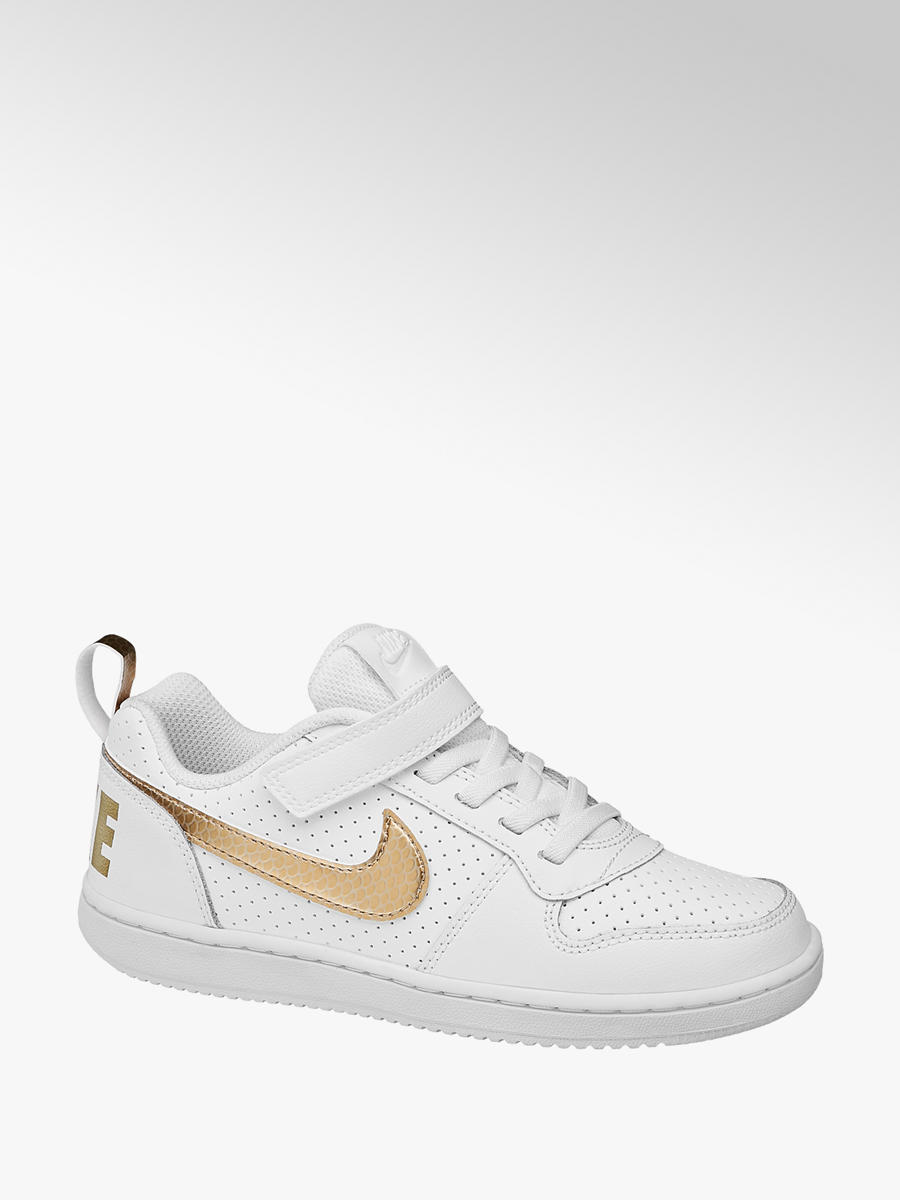 Nike court borough deichmann best sale